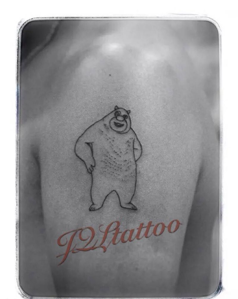 客人要求纹熊二纹身图片