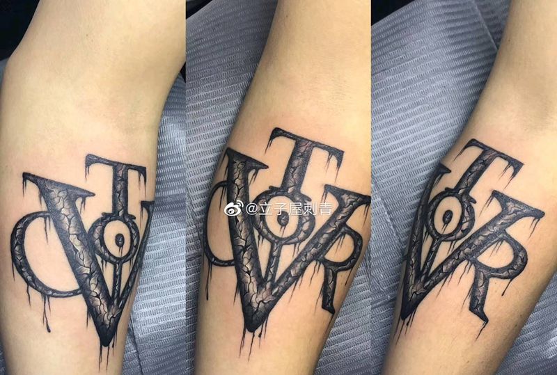 暗黑Victor纹身图片_手臂纹身图案
