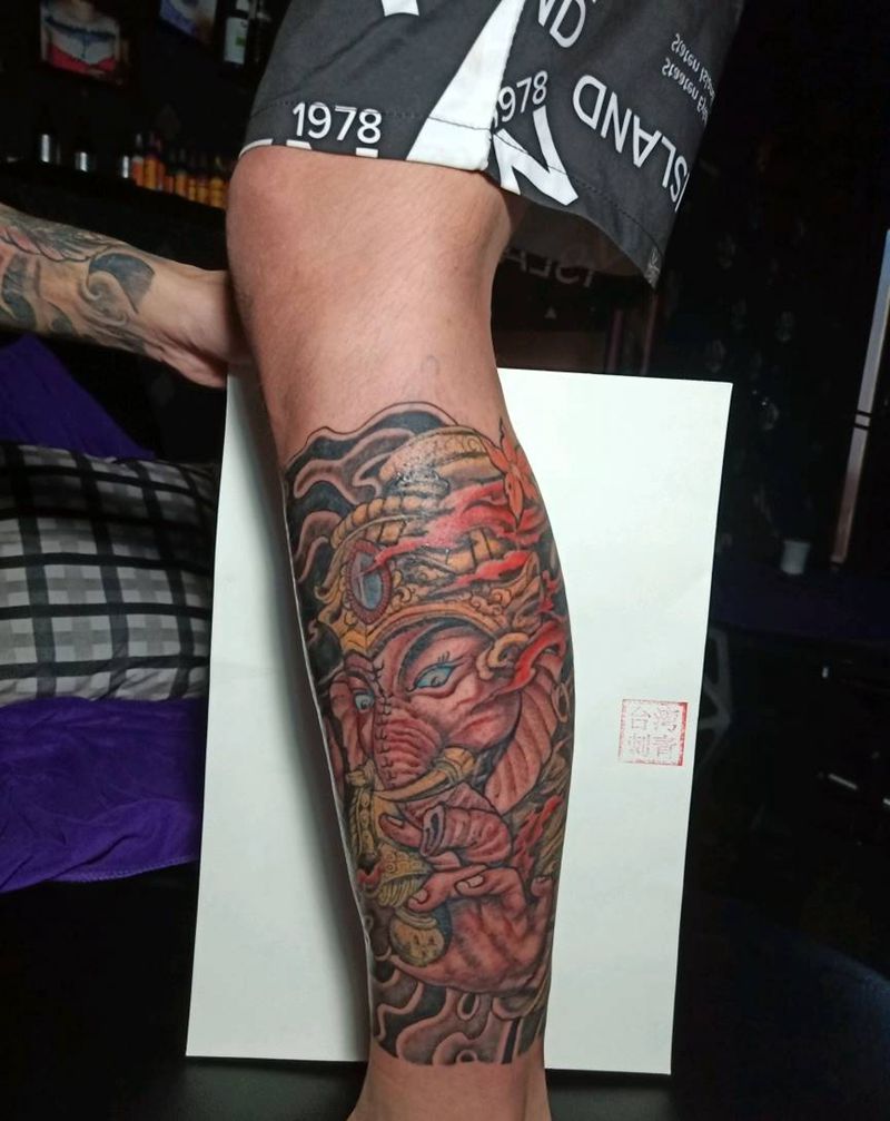 象神 菊花 包小腿纹身图片_腿部纹身图案