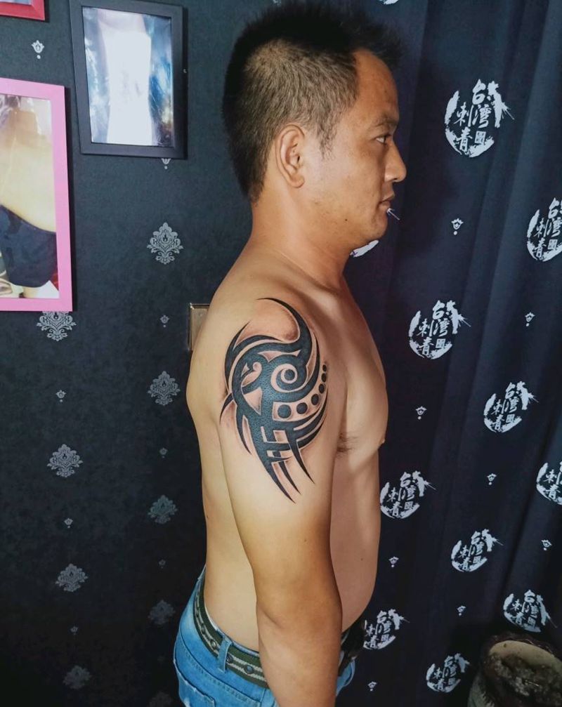 图腾纹身图片_手臂纹身图案
