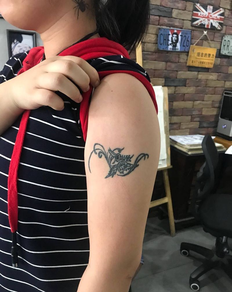 遮盖旧纹身。纹身图片