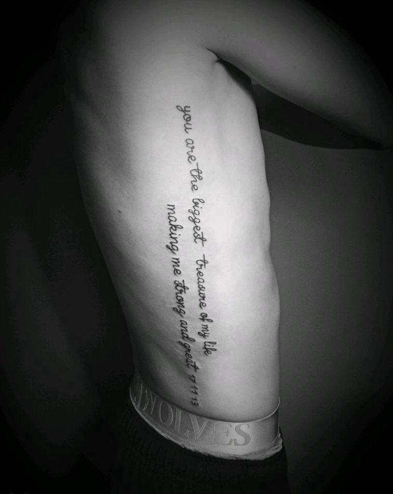 侧腰英文纹身图片_腰部纹身图案