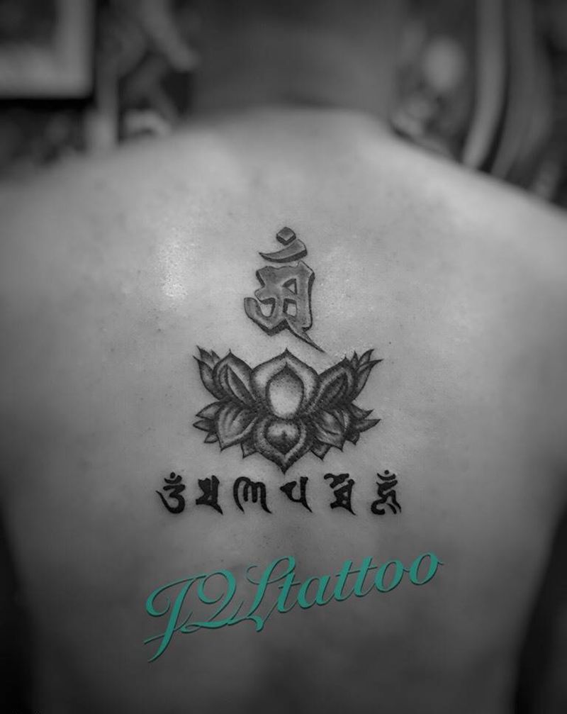 小图纹身图片_成品背部清新植物纹身图案