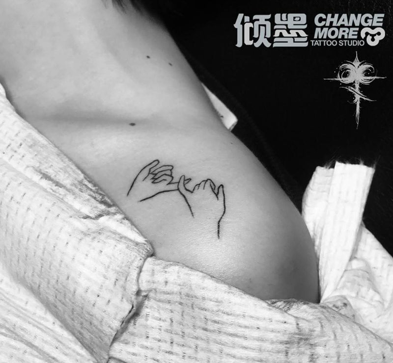 简笔纹身图片_肩部纹身图案