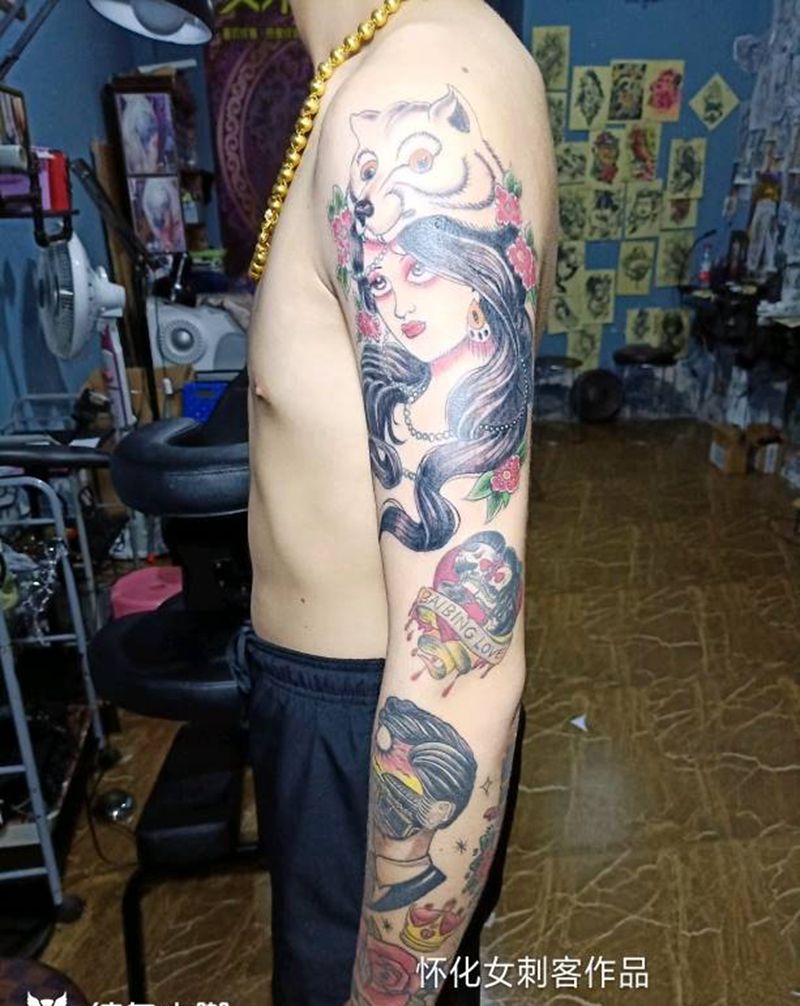 拼接花臂纹身图片_手臂欧美纹身图案