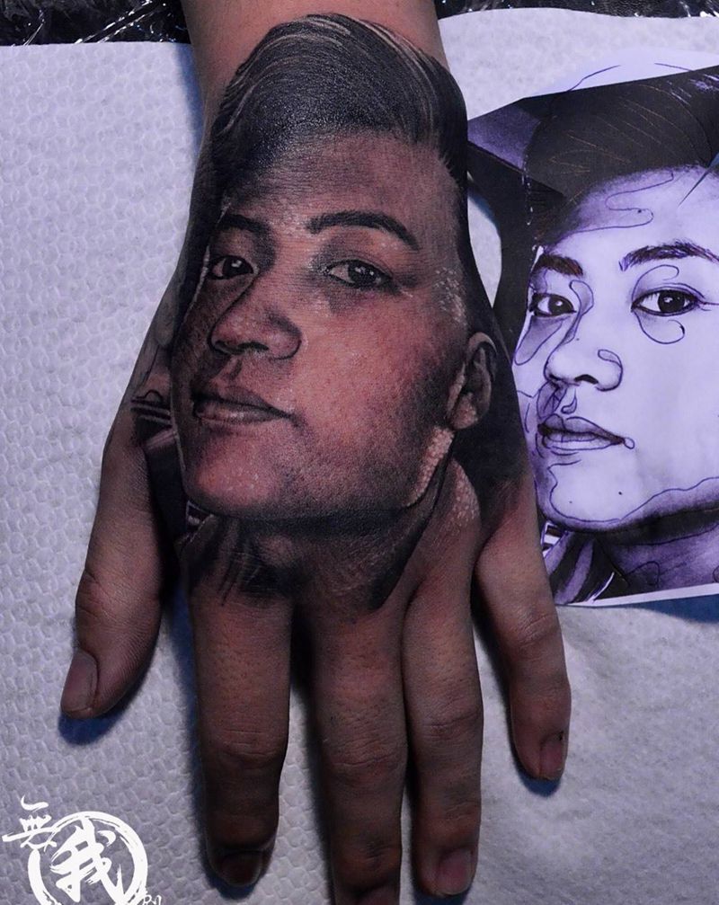 肖像纹身纹身图片_成品手稿插画手部手臂肖像清新写实欧美人物纹身图案
