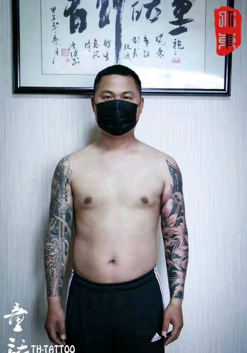 遮盖花臂未完待续纹身图片