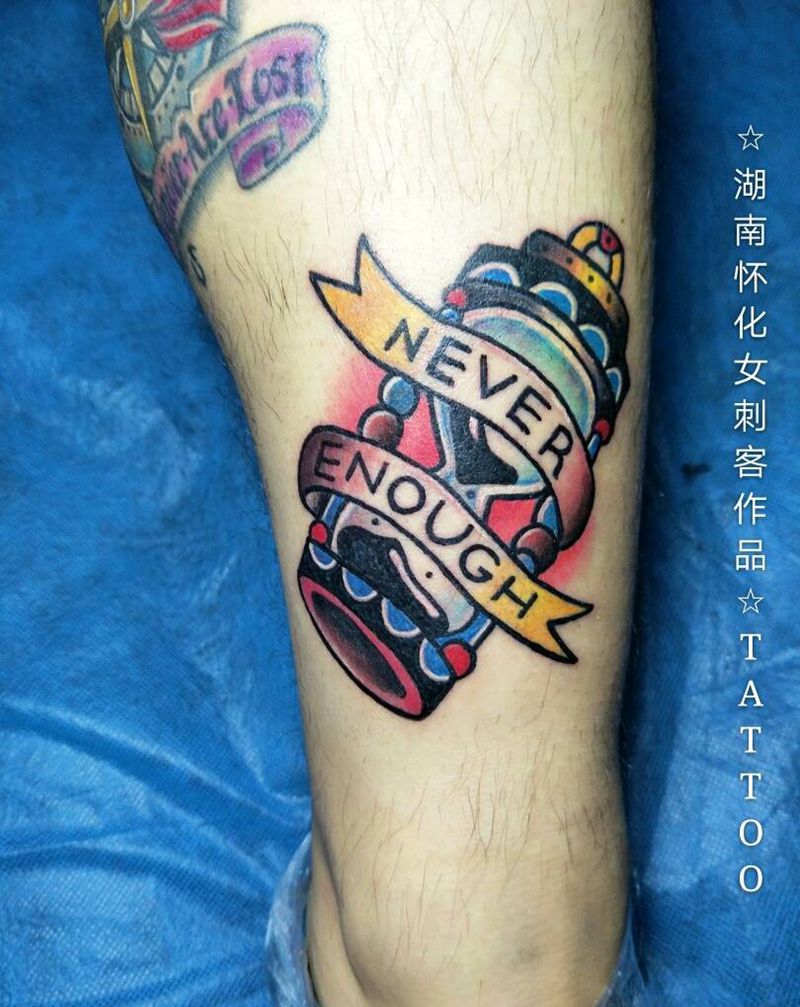school纹身图片_腿部欧美纹身图案