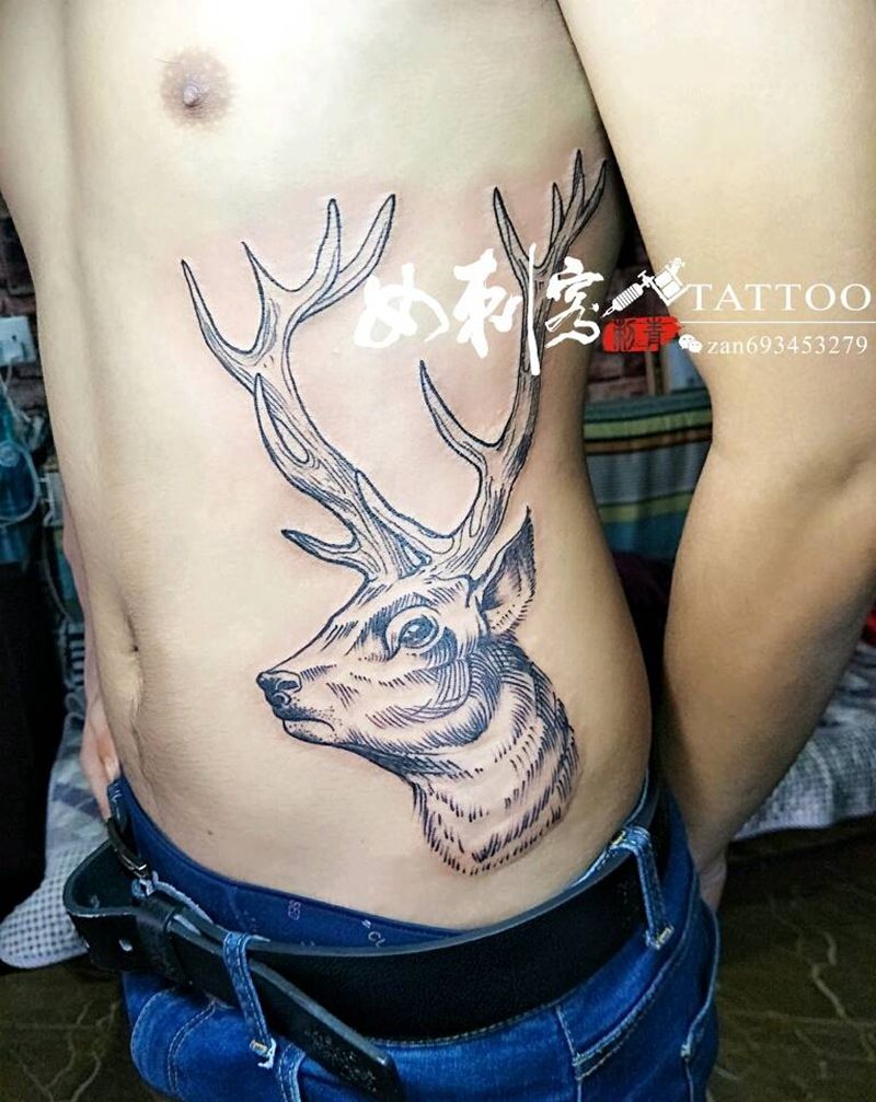 鹿纹身图片