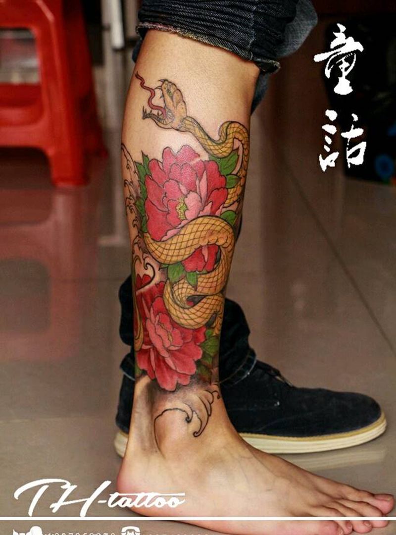 牡丹蛇纹身图片