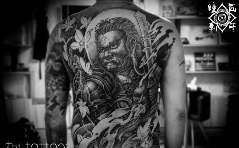 满背纹身纹身图片