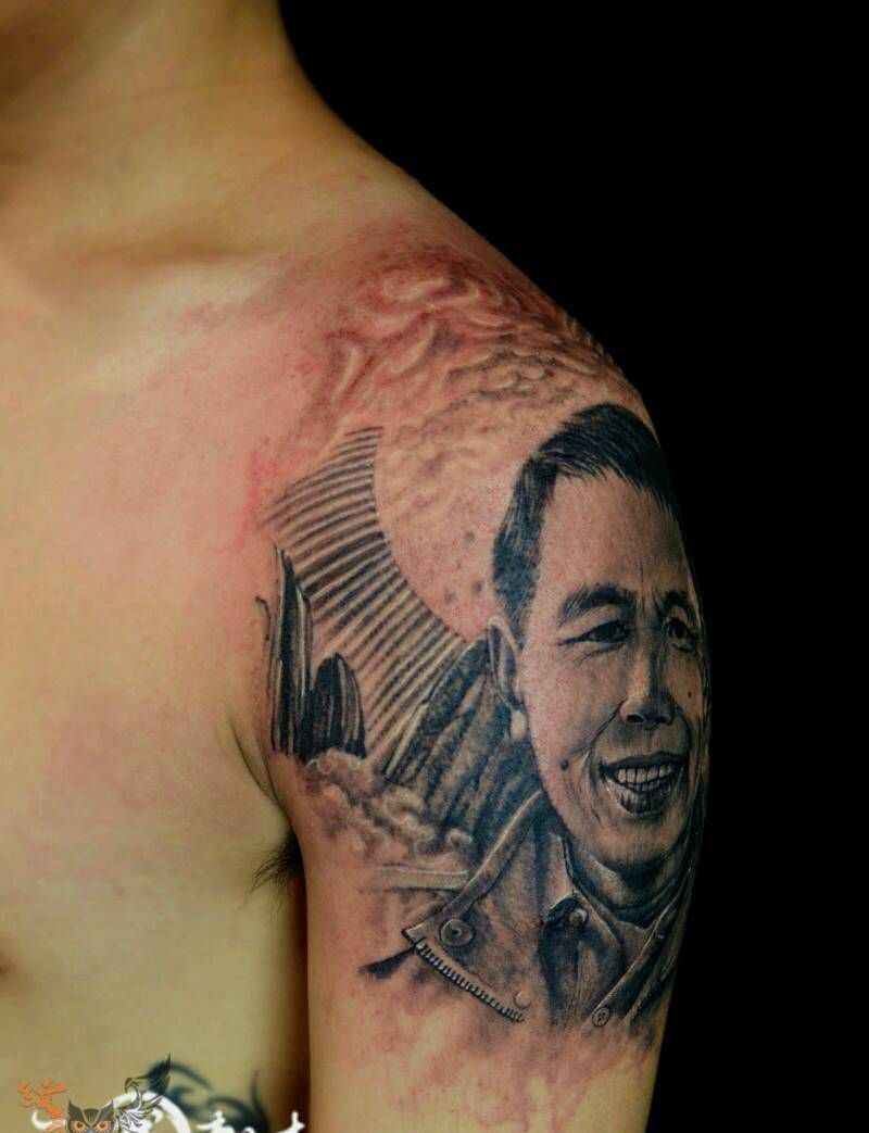 肖像作品-父亲纹身图片_欧美肖像写实肩部胸部臀部手臂人物原创纹身图案