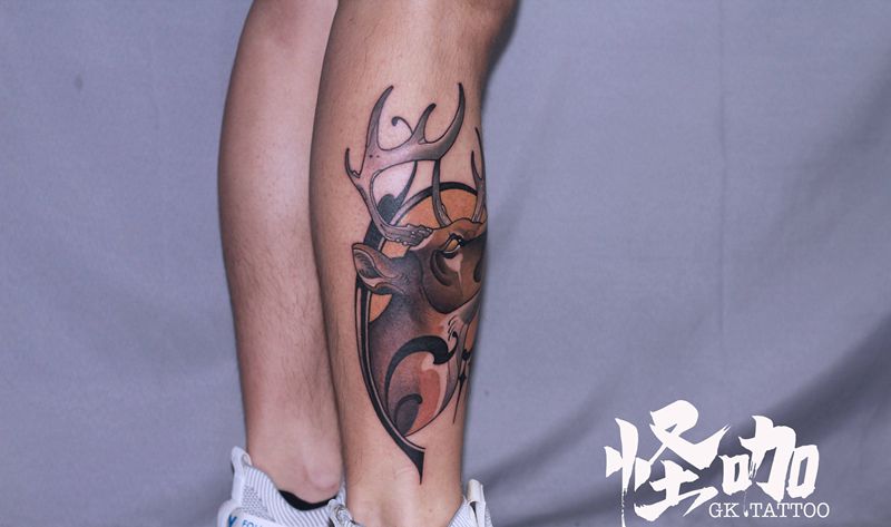 作品纹身图片_腿部New School纹身图案