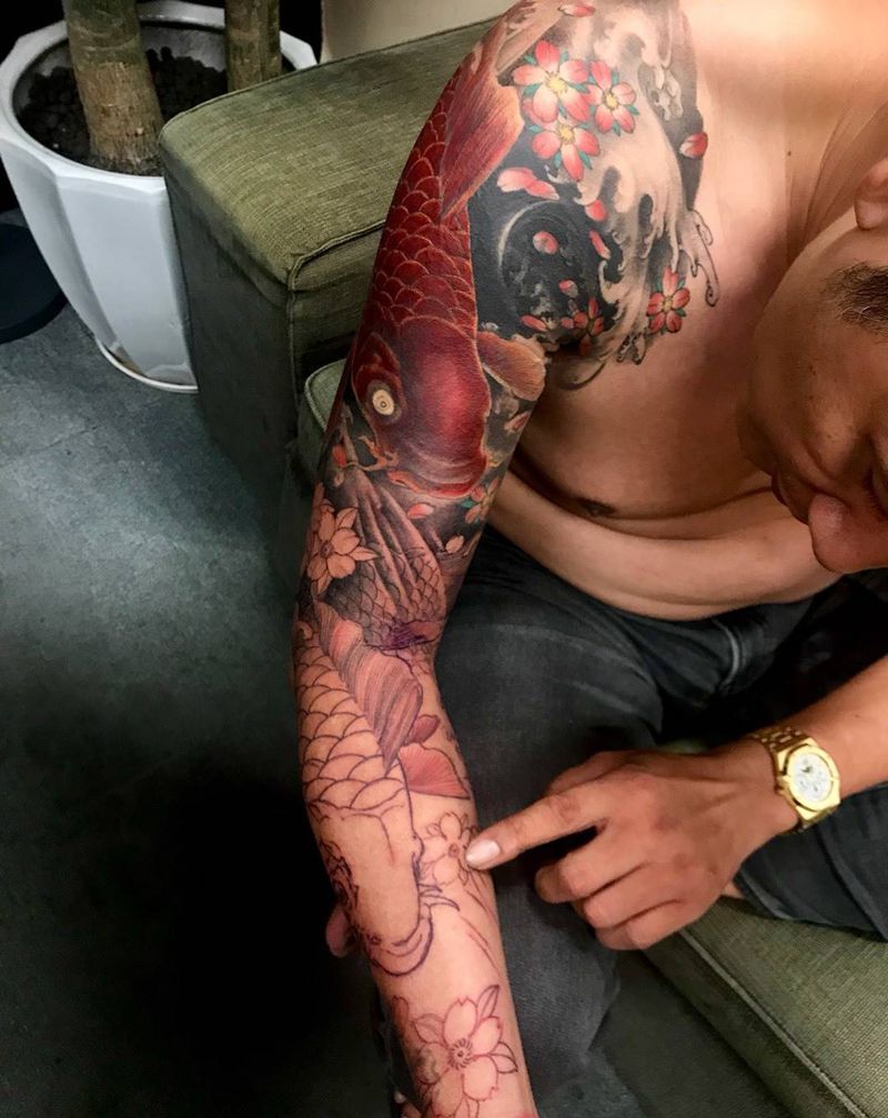 鲤鱼纹身图片_手臂手部传统动物原创包臂纹身图案