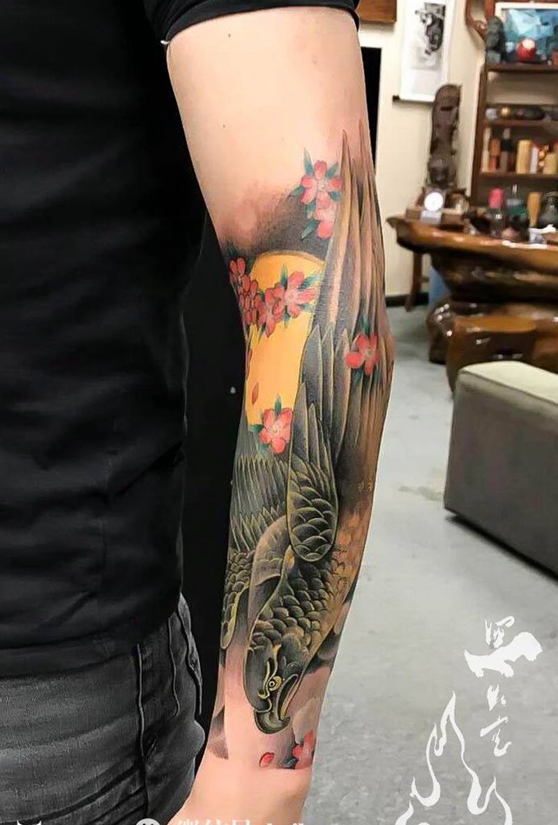 鹰纹身图片_成品手臂手部传统国画宗教原创人物遮盖动物纹身图案