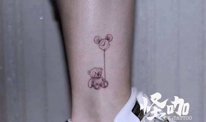 可爱纹身纹身图片_腿部点刺纹身图案