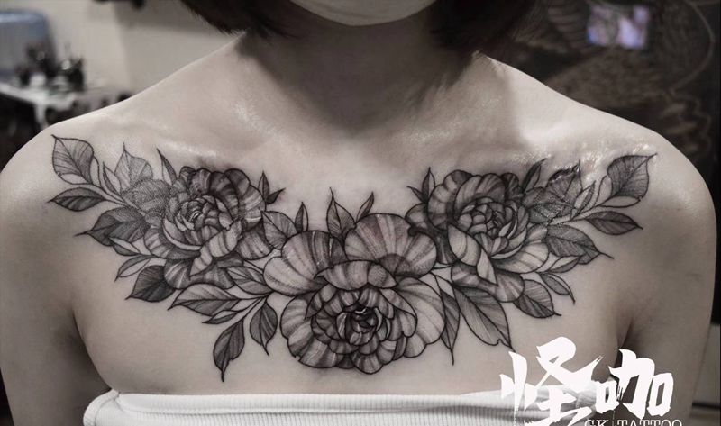 素花纹身图片_胸部花胸素花纹身图案