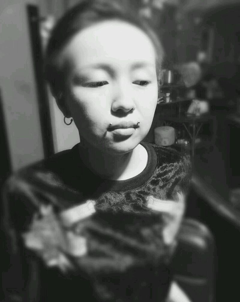 人体穿孔纹身图片