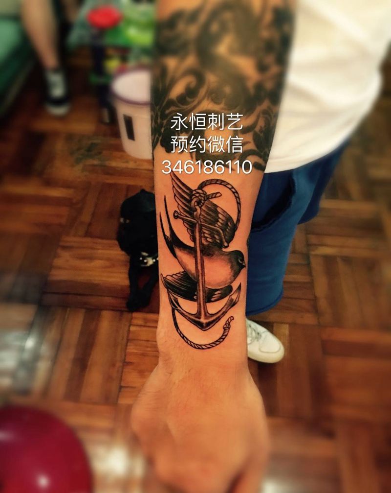 燕子纹身图片_成品手臂清新动物纹身图案