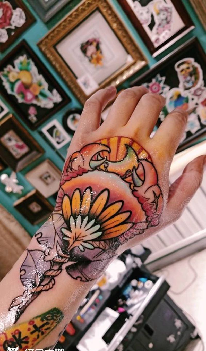 原创花手纹身图片_手臂手部New School个人风格纹身图案