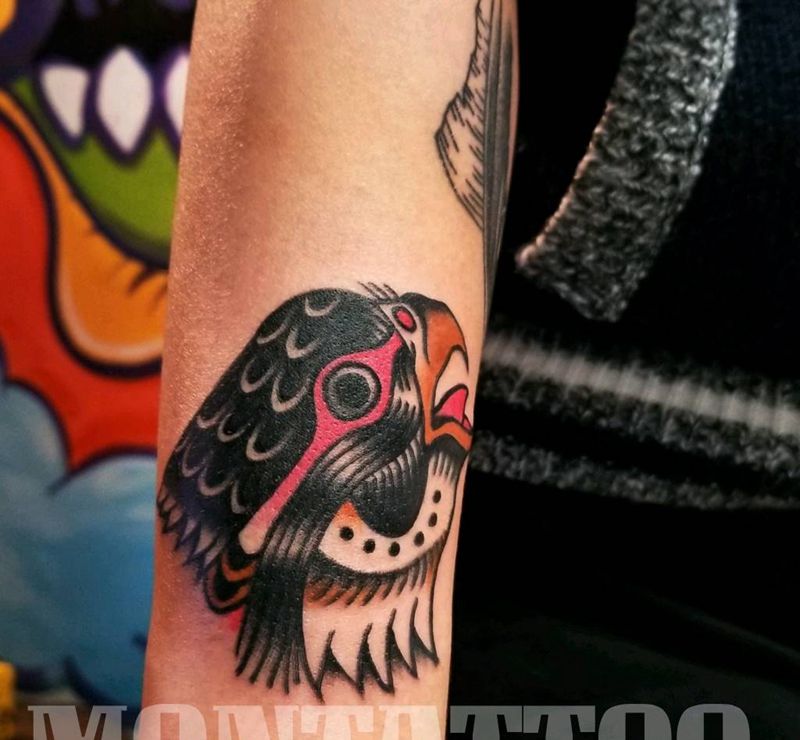 鹰纹身图片_手臂手部欧美传统动物成品纹身图案