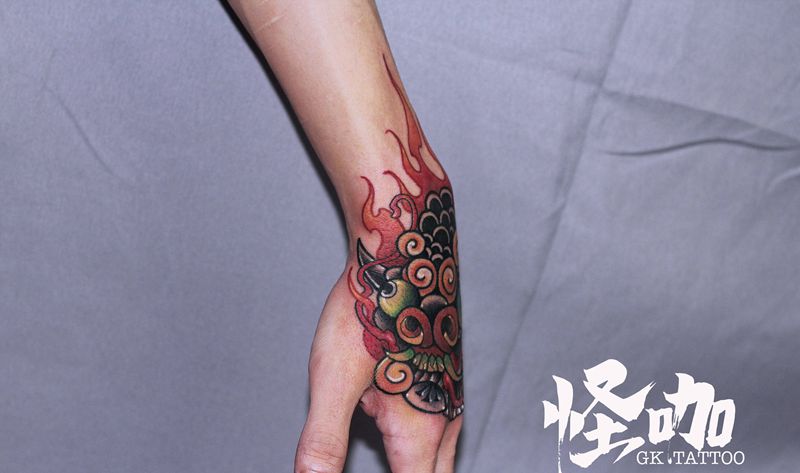 作品纹身图片_手部New School纹身图案