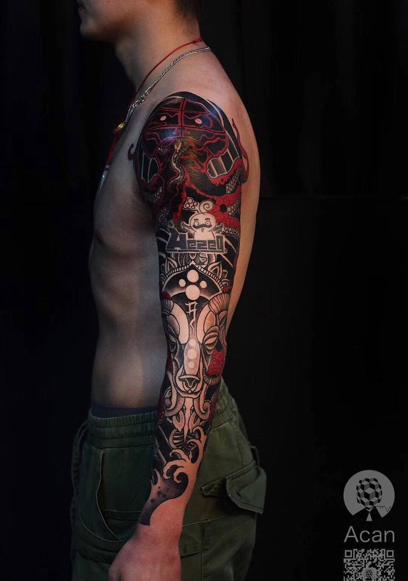 插画风包臂，未完成纹身图片_成品手臂原创纹身图案