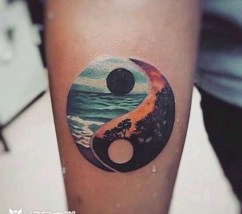 八卦图纹身图片