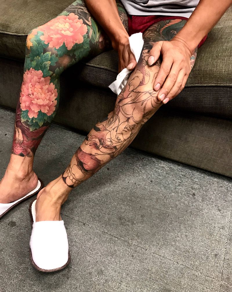 双腿传统纹身图片_腿部新传统老传统纹身图案