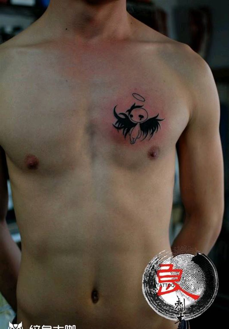 恶魔天使纹身图片_胸部欧美清新几何图腾原创成品纹身图案