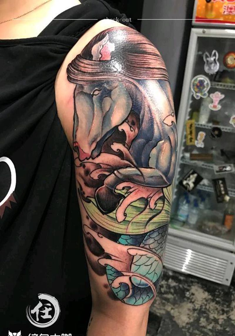 马王纹身图片_手臂肩部纹身图案