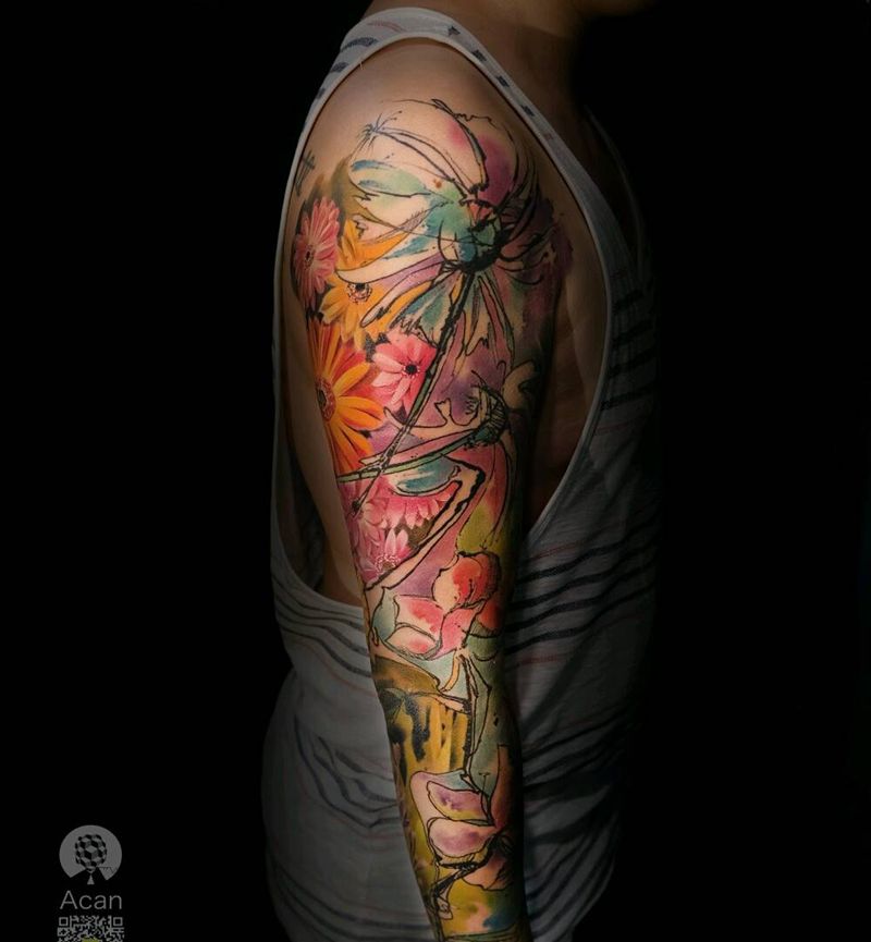 花臂纹身图片_臀部手部水彩水墨纹身图案