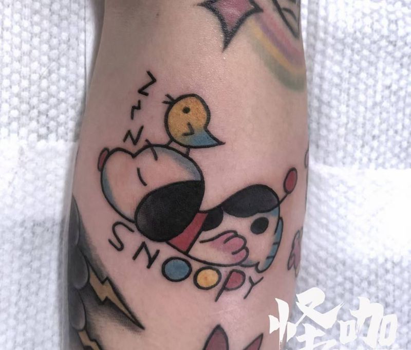 卡通系列纹身图片_腿部手臂迪士尼米奇史路比纹身图案