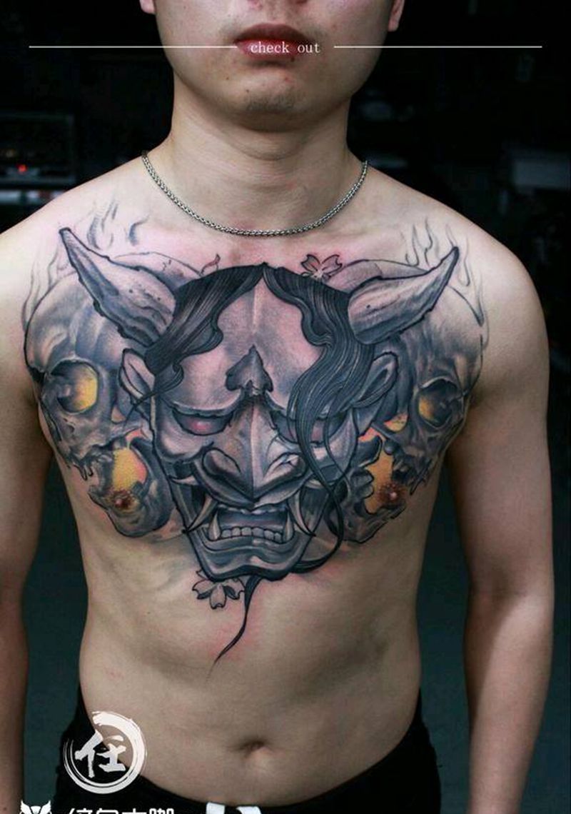 般若纹身图片_胸部纹身图案