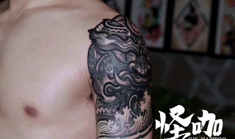 作品纹身图片_肩部手臂Old School纹身图案