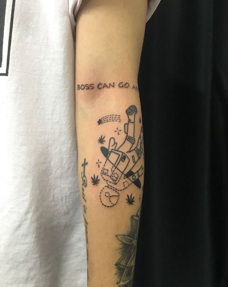 沉沦大麻的太空人纹身图片