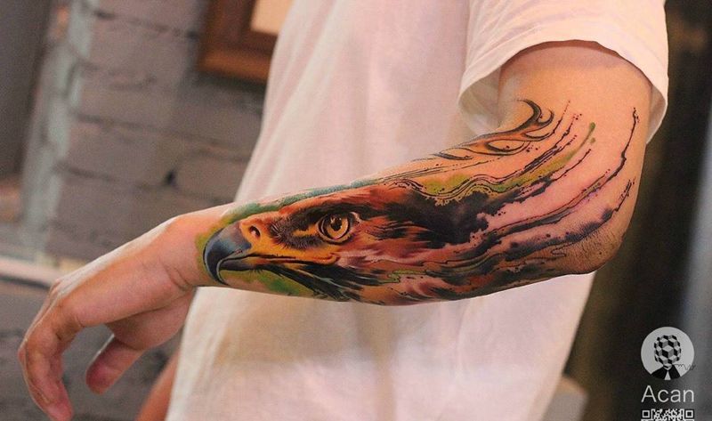 认住这只鹰纹身图片_成品手臂清新动物原创纹身图案