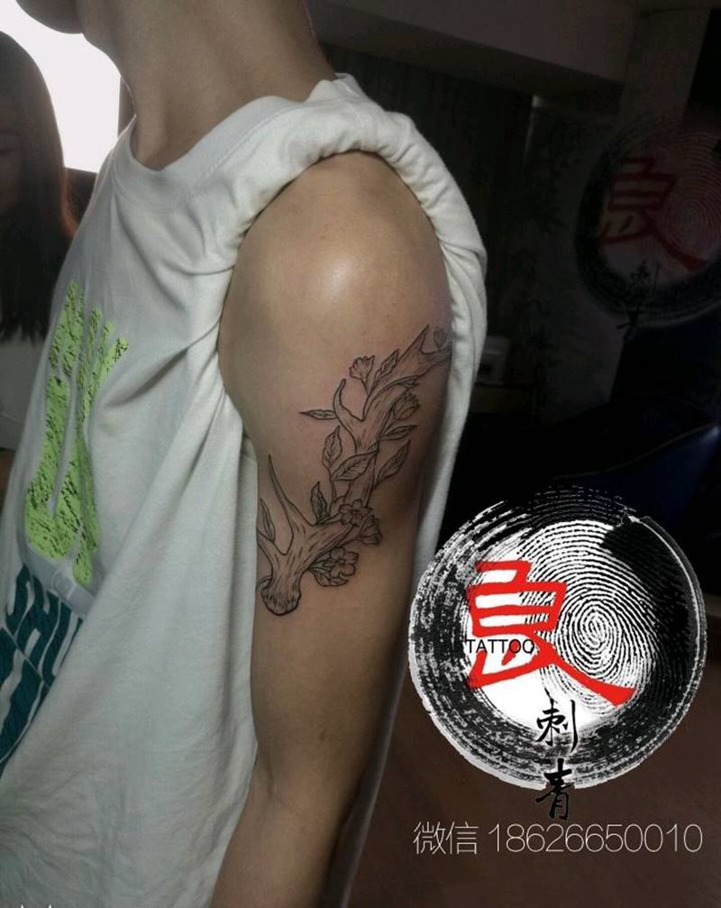 鹿角纹身图片_手臂清新成品纹身图案