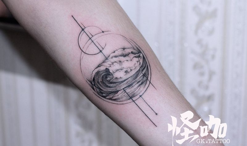 作品纹身图片_手臂点刺几何纹身图案