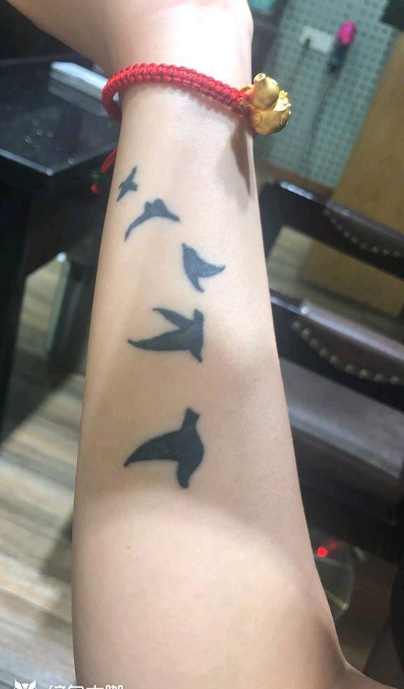 有趣的遮盖纹身图片_手臂纹身图案