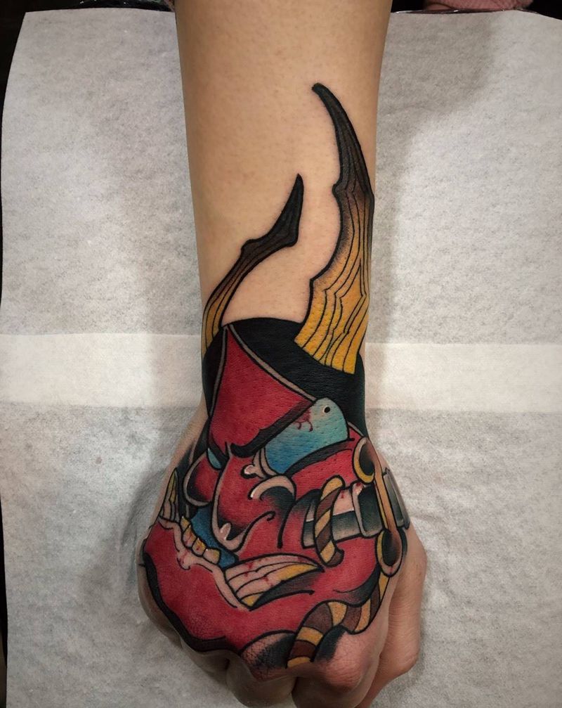 手背school传统元素纹身图片