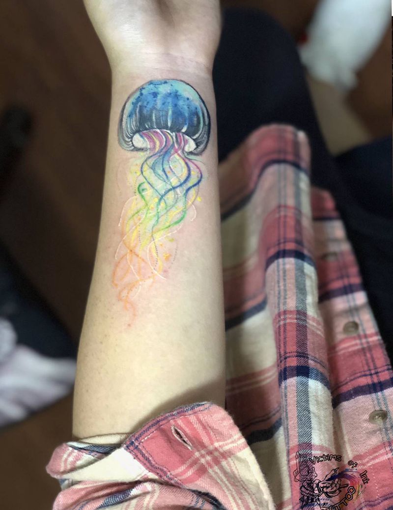 水母纹身图片_水彩纹身图案