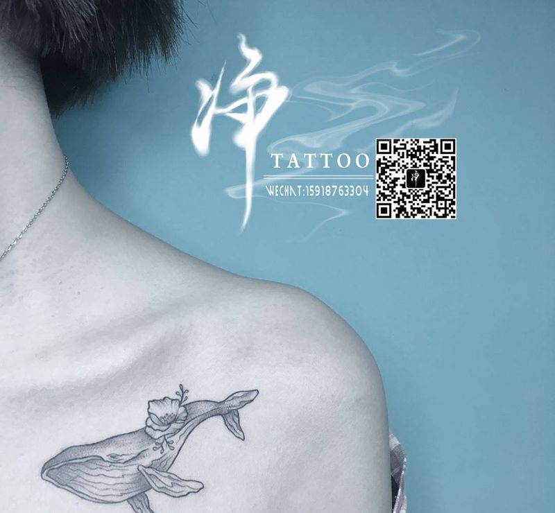 鲸鱼纹身图片_成品颈部肩部欧美清新动物原创手稿字符几何纹身图案
