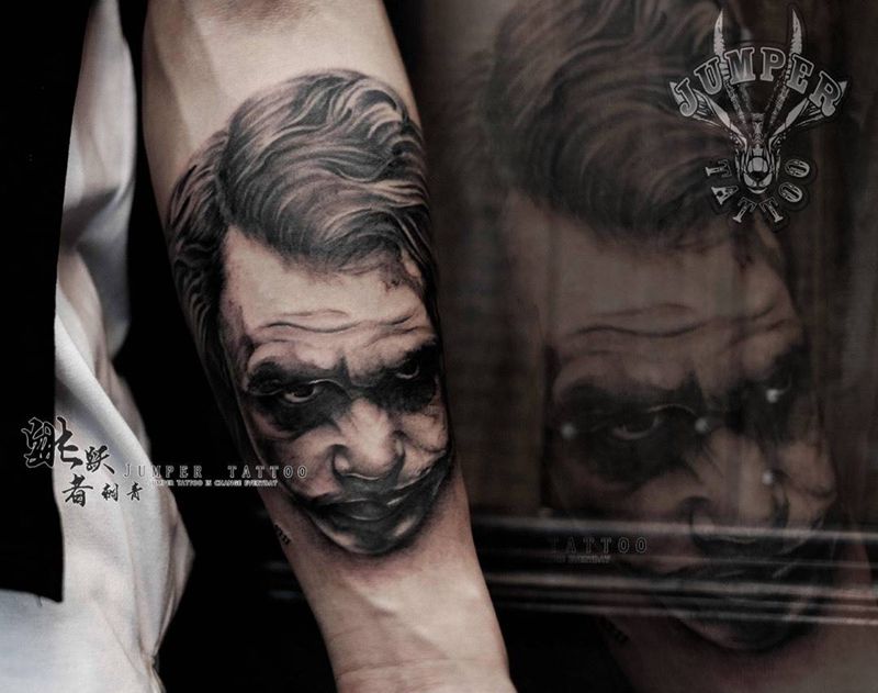 小丑男纹身图片