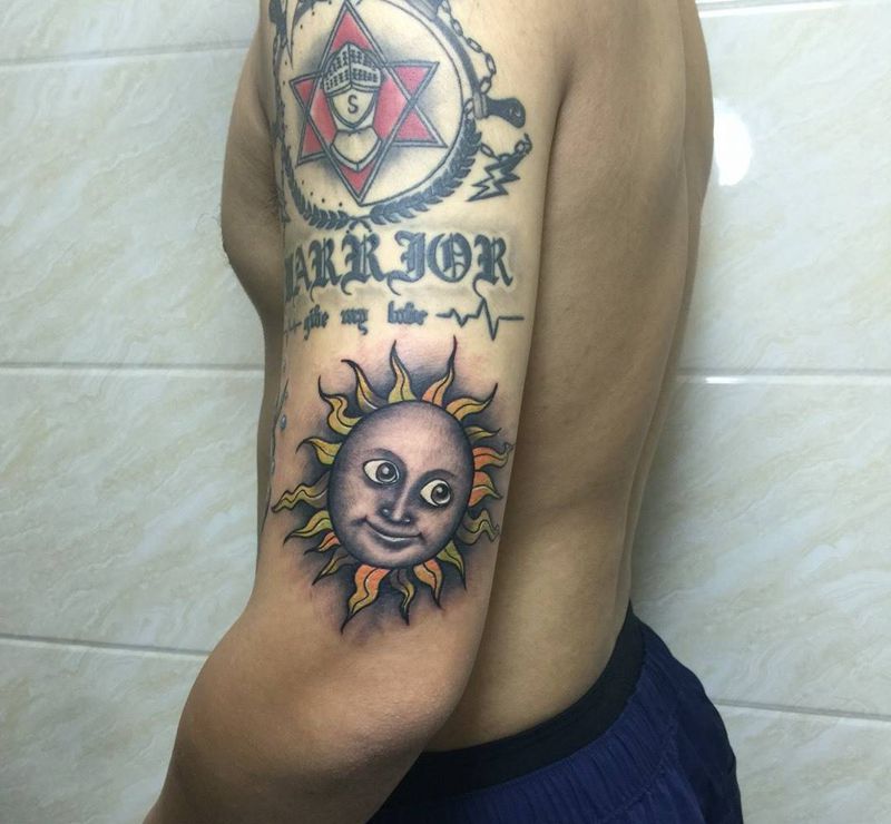 太阳纹身图片_成品手臂欧美原创纹身图案