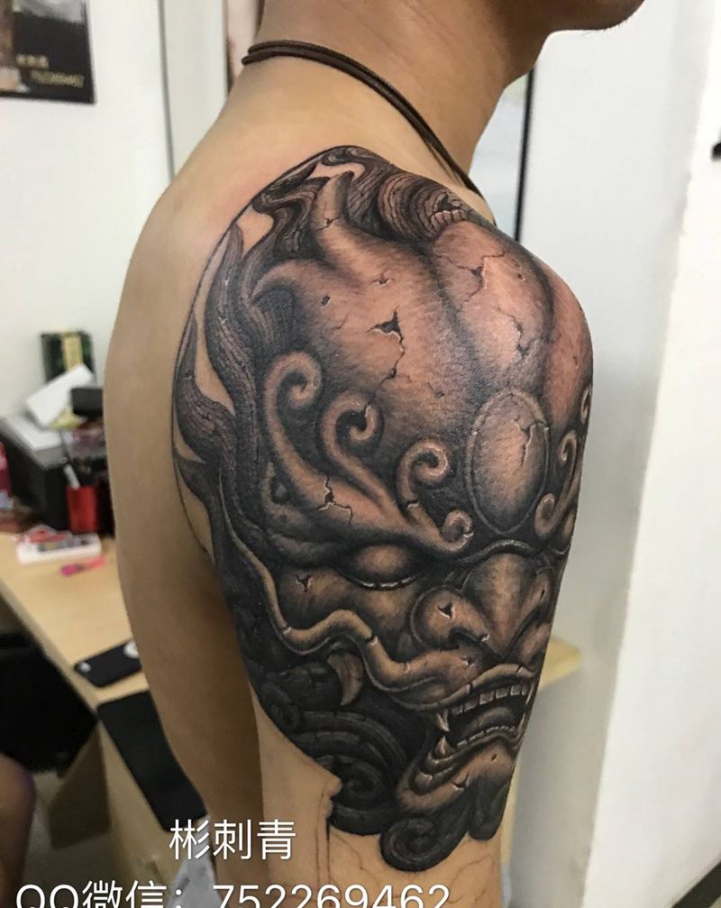 石雕融合机械半甲 未完待续纹身图片