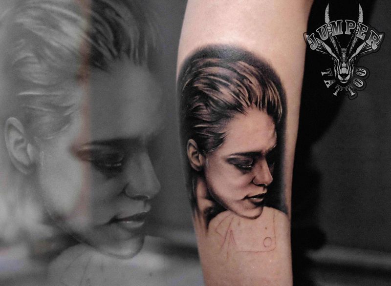 肖像，未完成纹身图片