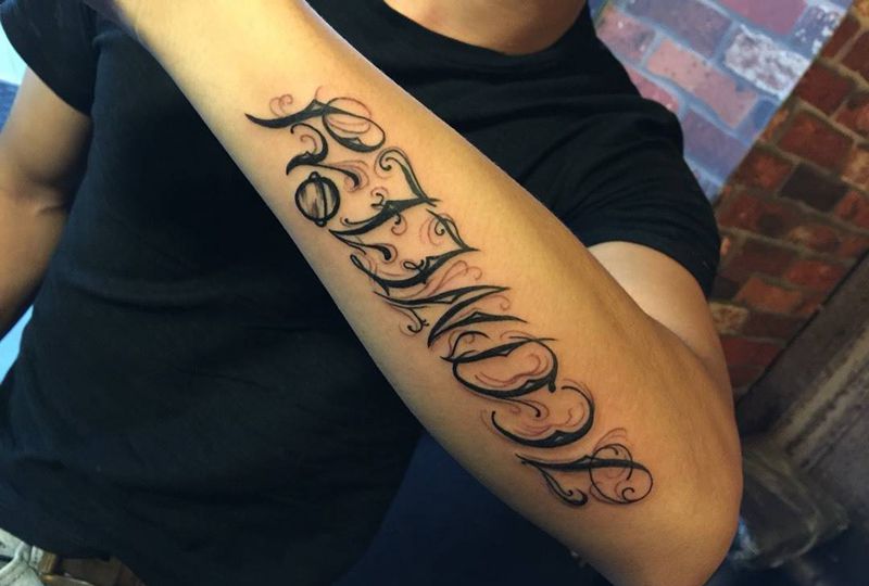 跟陈伟霆不一样纹身图片_成品手臂字符原创纹身图案