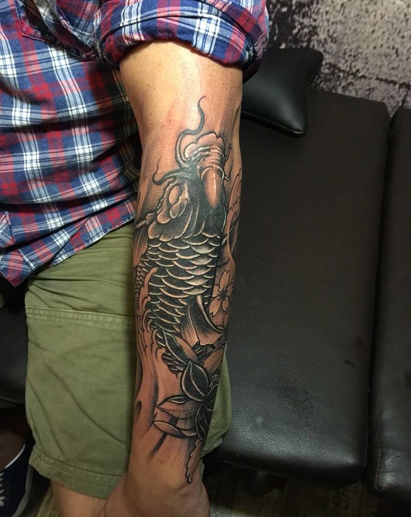 鲤鱼纹身图片_成品手臂传统动物原创纹身图案