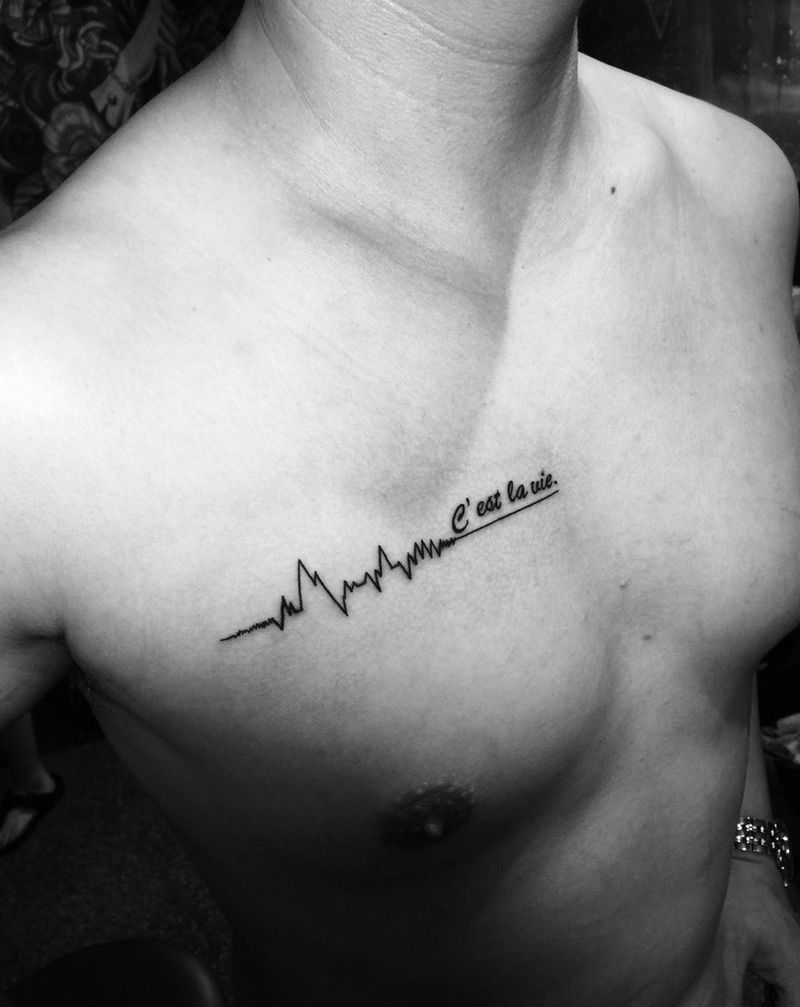 心电图纹身图片_成品胸部清新纹身图案